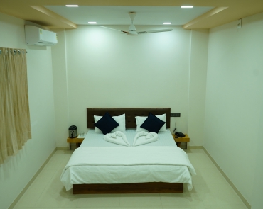 Super Deluxe Room